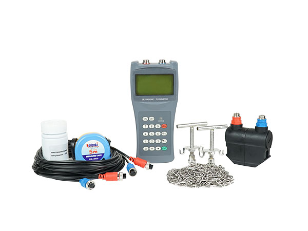 Portable handheld ultrasonic flow meter